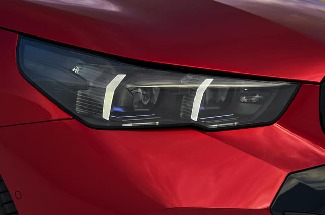 Headlight Image - 7678